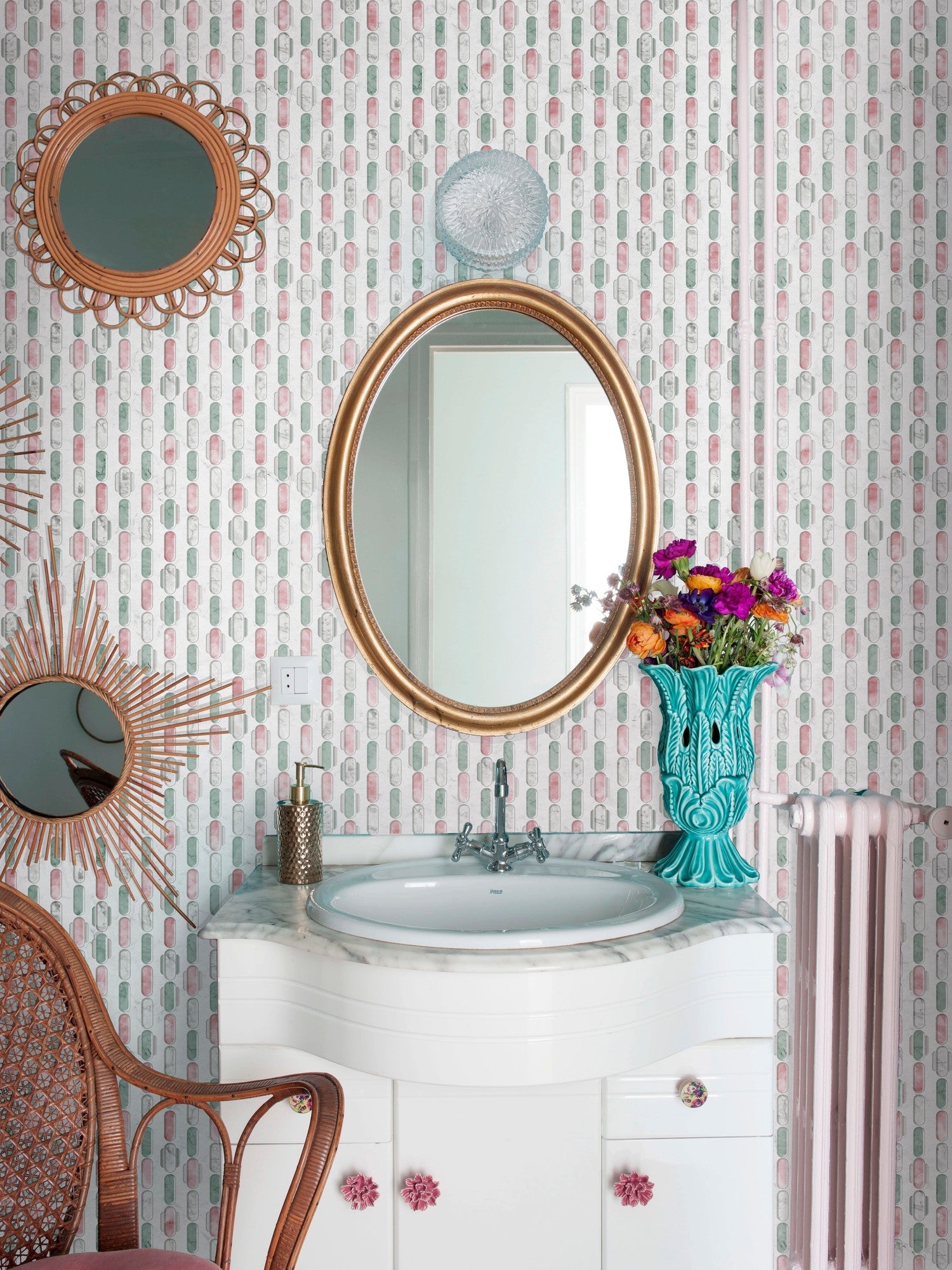 DI3302-1 Capsules Pink Diversity Wallpaper by Tres Tintas