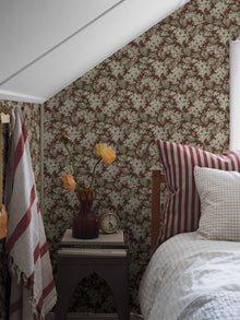 4161 Aratorp Dark Multi and Red Alla Tiders Hus Wallpaper by Boråstapeter