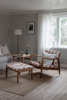4166 Klädesholmen Light Grey and White Alla Tiders Hus Wallpaper by Boråstapeter