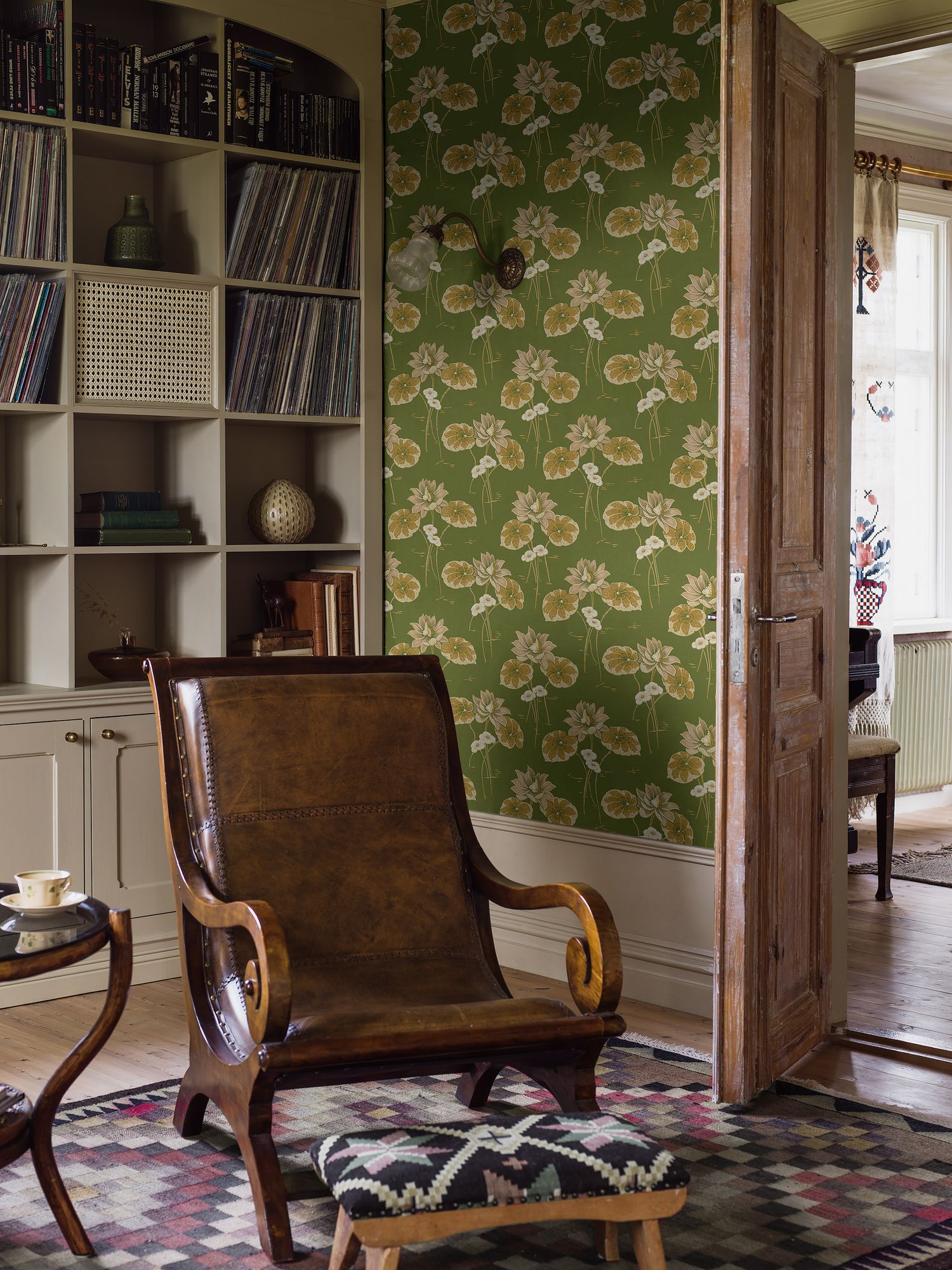 4167 Haga Dark Green and Multi Alla Tiders Hus Wallpaper by Boråstapeter
