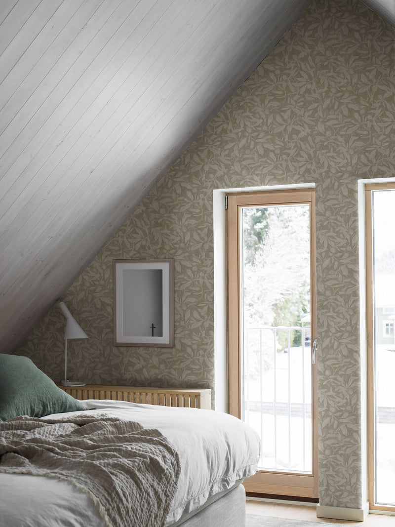 4194 Skogsparken Light Green Alla Tiders Hus Wallpaper by Boråstapeter