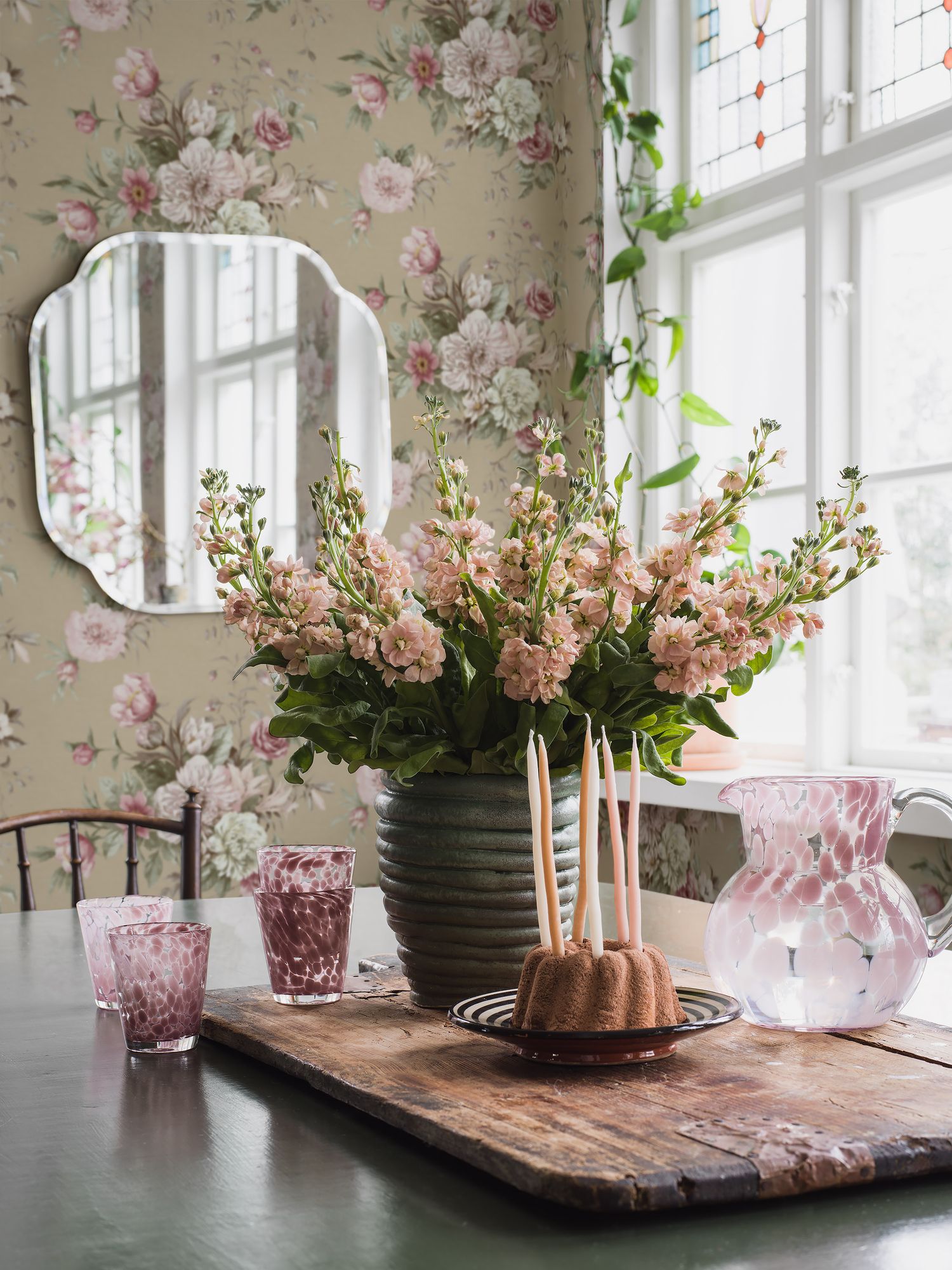 4250 Floral Charm Light Multi and Beige Dreamy Escape Wallpaper by Boråstapeter