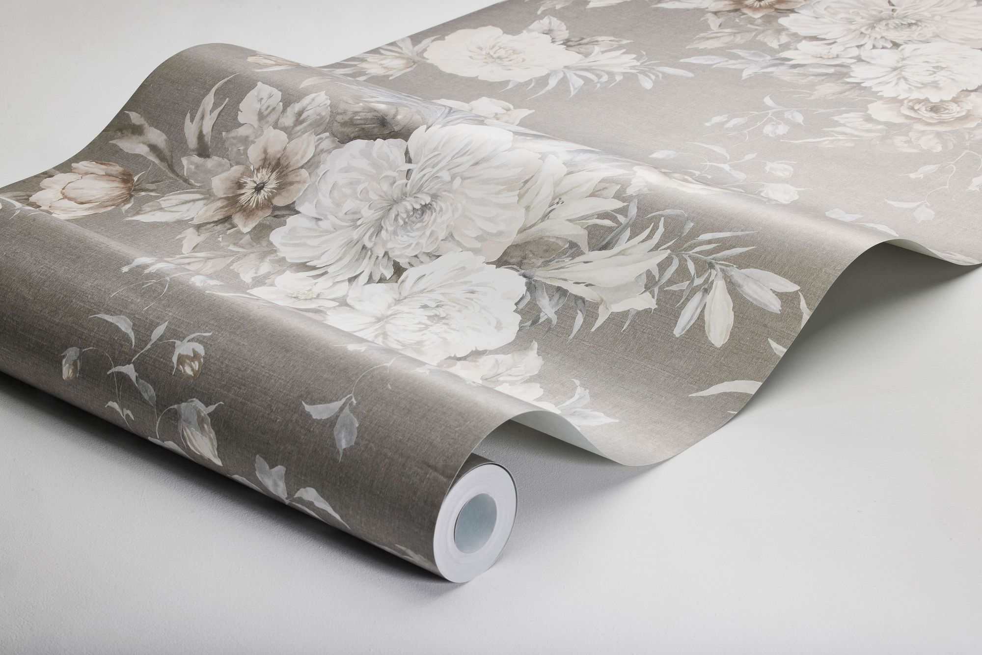 4251 Floral Charm Dark Grey and Beige Dreamy Escape Wallpaper by Boråstapeter