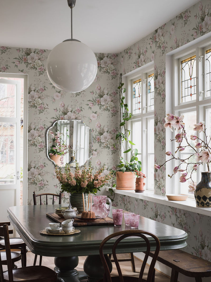 4252 Floral Charm Light Multi and Beige Dreamy Escape Wallpaper by Boråstapeter
