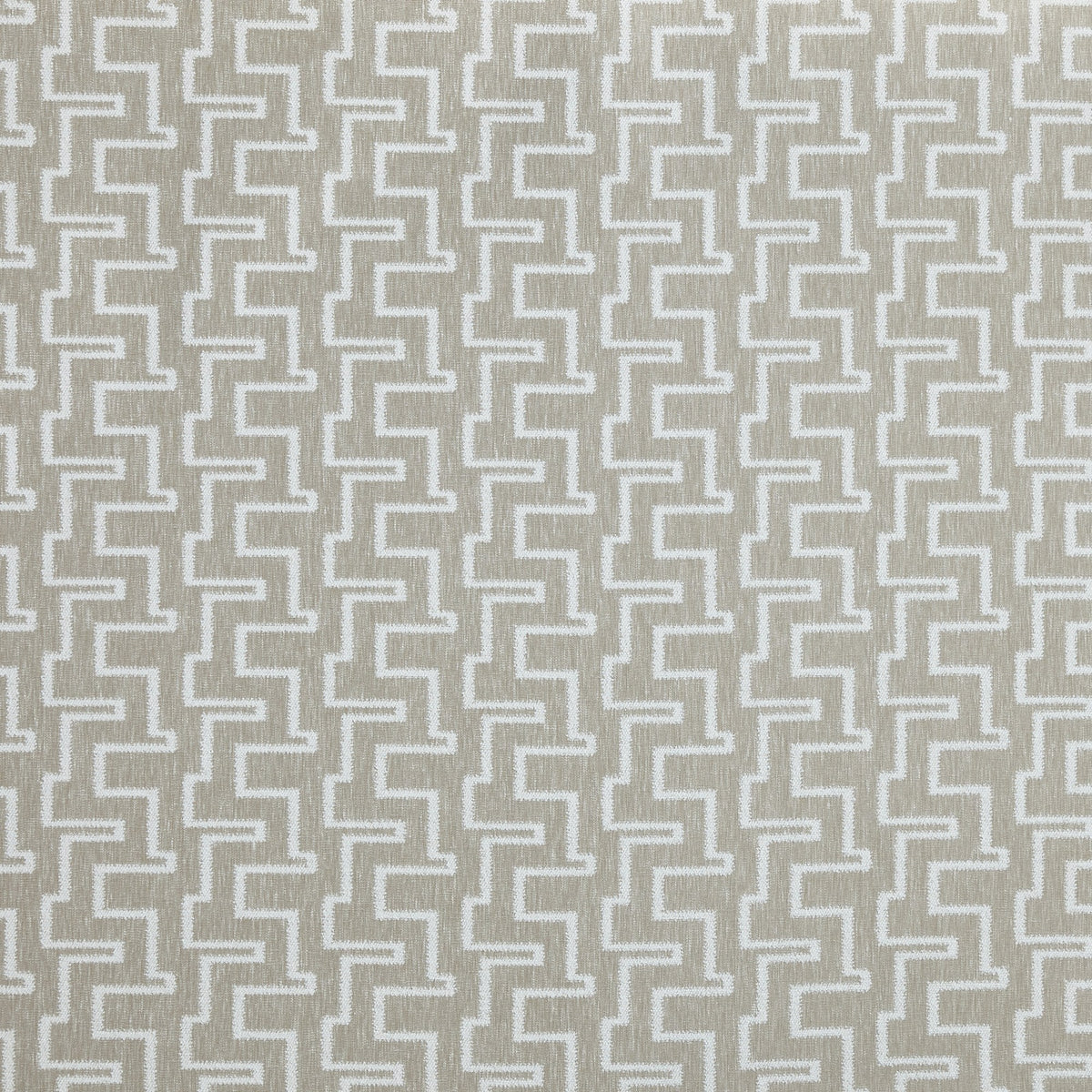 4254/076 Grayson Chalk Brodie Fabric by Prestigious Textiles