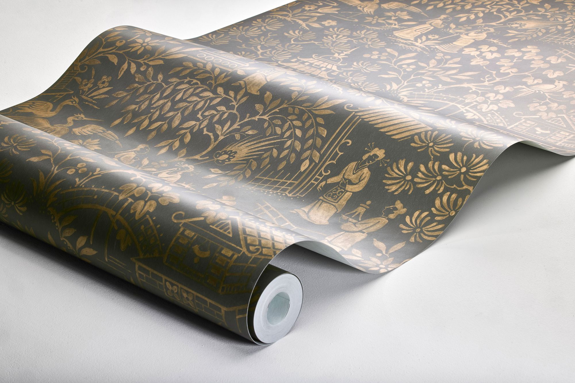4272 Oriental Garden Dark Black Dreamy Escape Wallpaper by Boråstapeter
