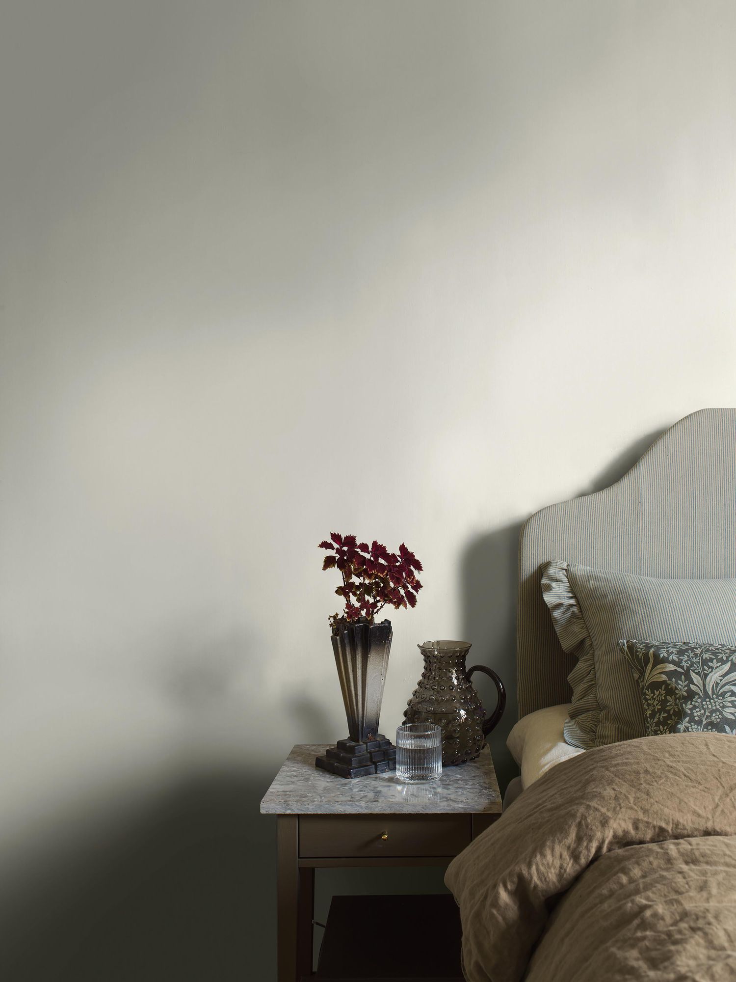 4304 Cream Linen Linen Wallpaper by Boråstapeter