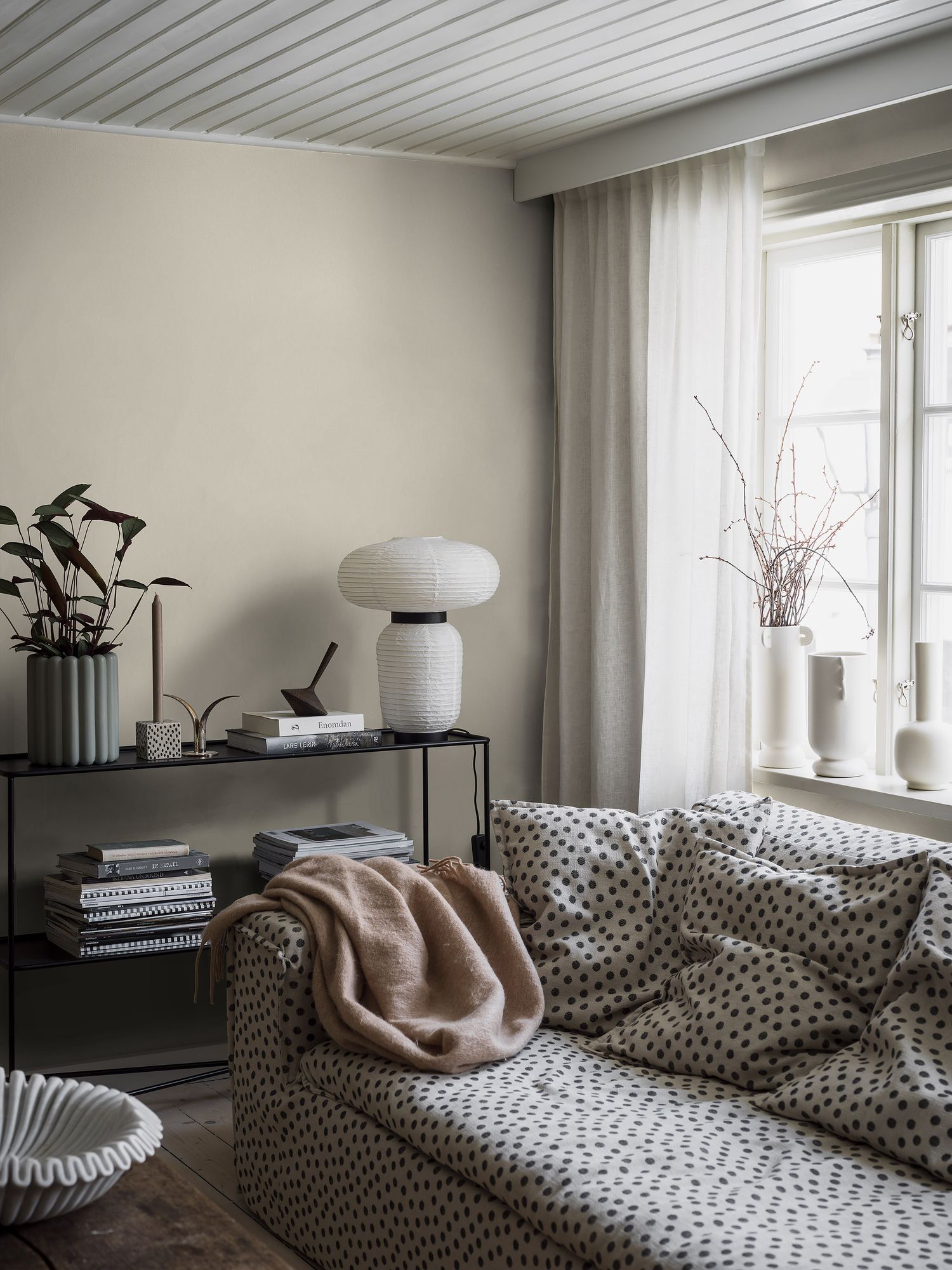 4307 Vanilla Linen Linen Wallpaper by Boråstapeter