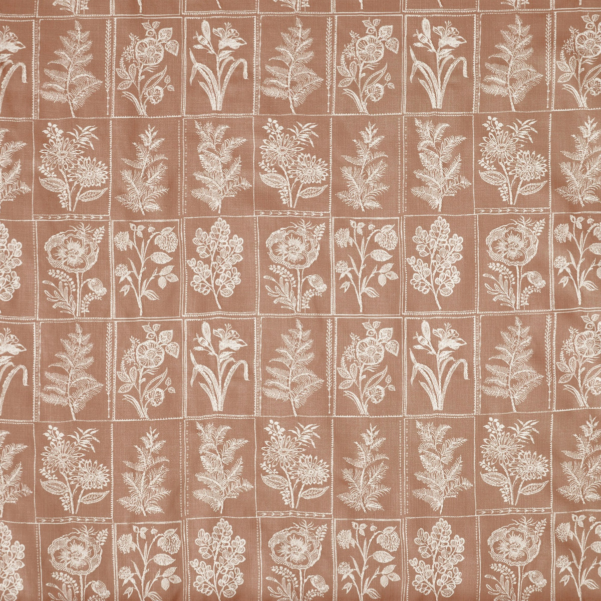 4314/337 Paperino Auburn Florence Fabric by Prestigious Textiles