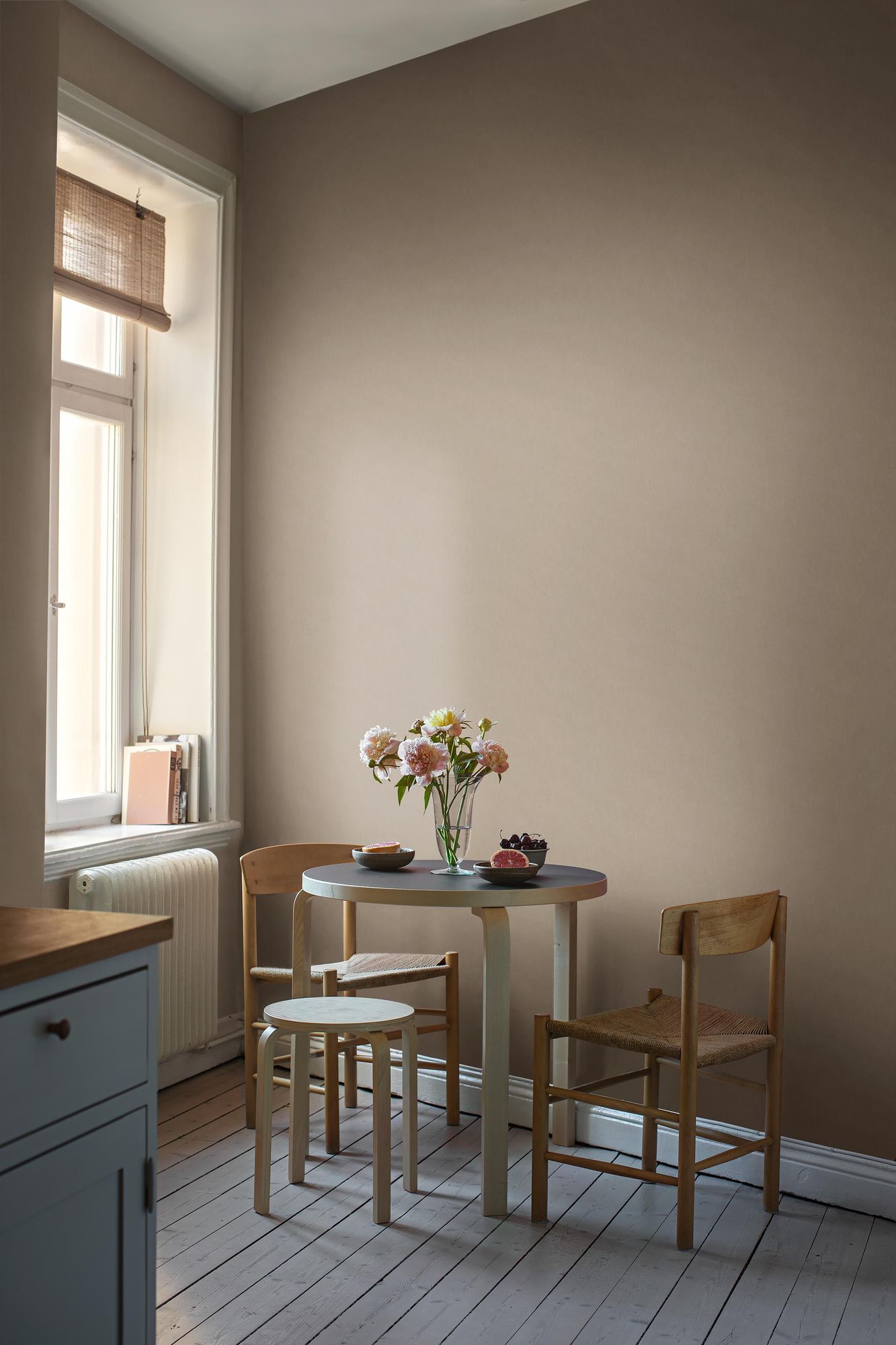 4317 Golden Linen Linen Wallpaper by Boråstapeter