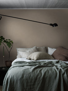 4317 Golden Linen Linen Wallpaper by Boråstapeter