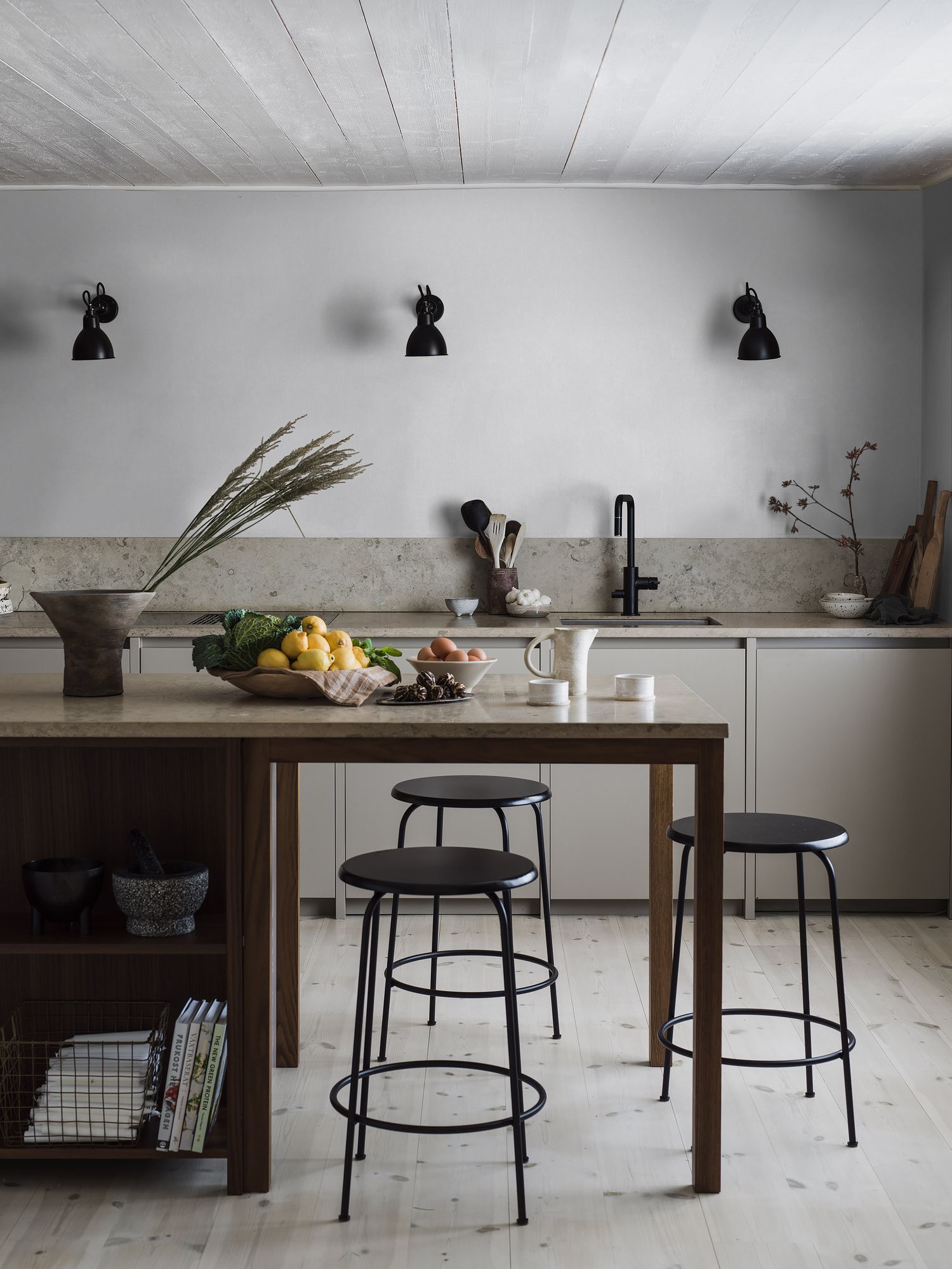 4319 Swedish Grey Linen Wallpaper by Boråstapeter