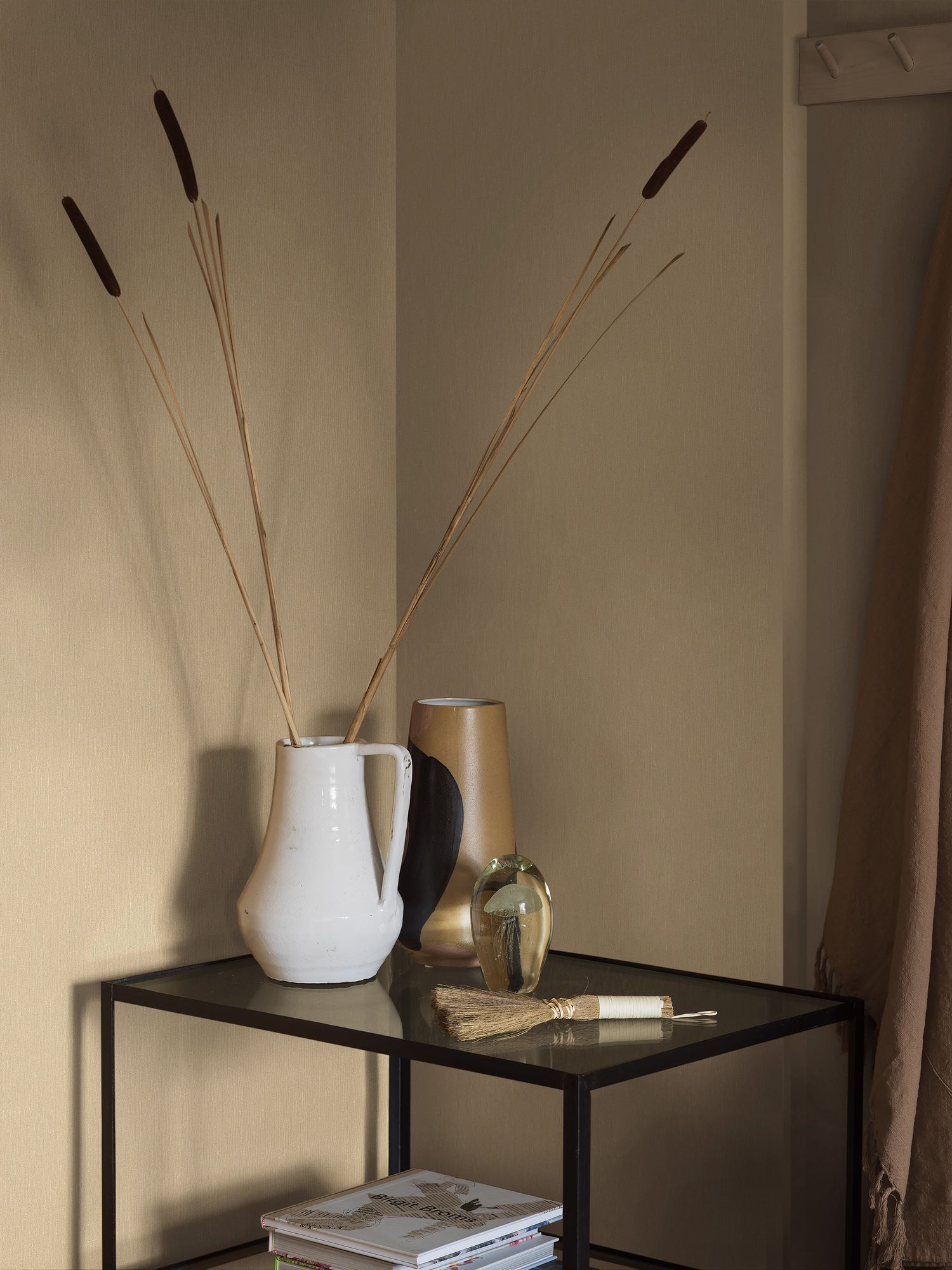 4323 Linen Oat Linen Wallpaper by Boråstapeter