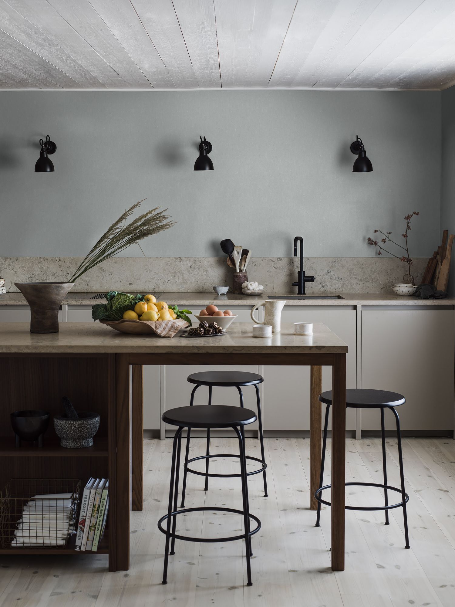4329 Cloudy Linen Linen Wallpaper by Boråstapeter
