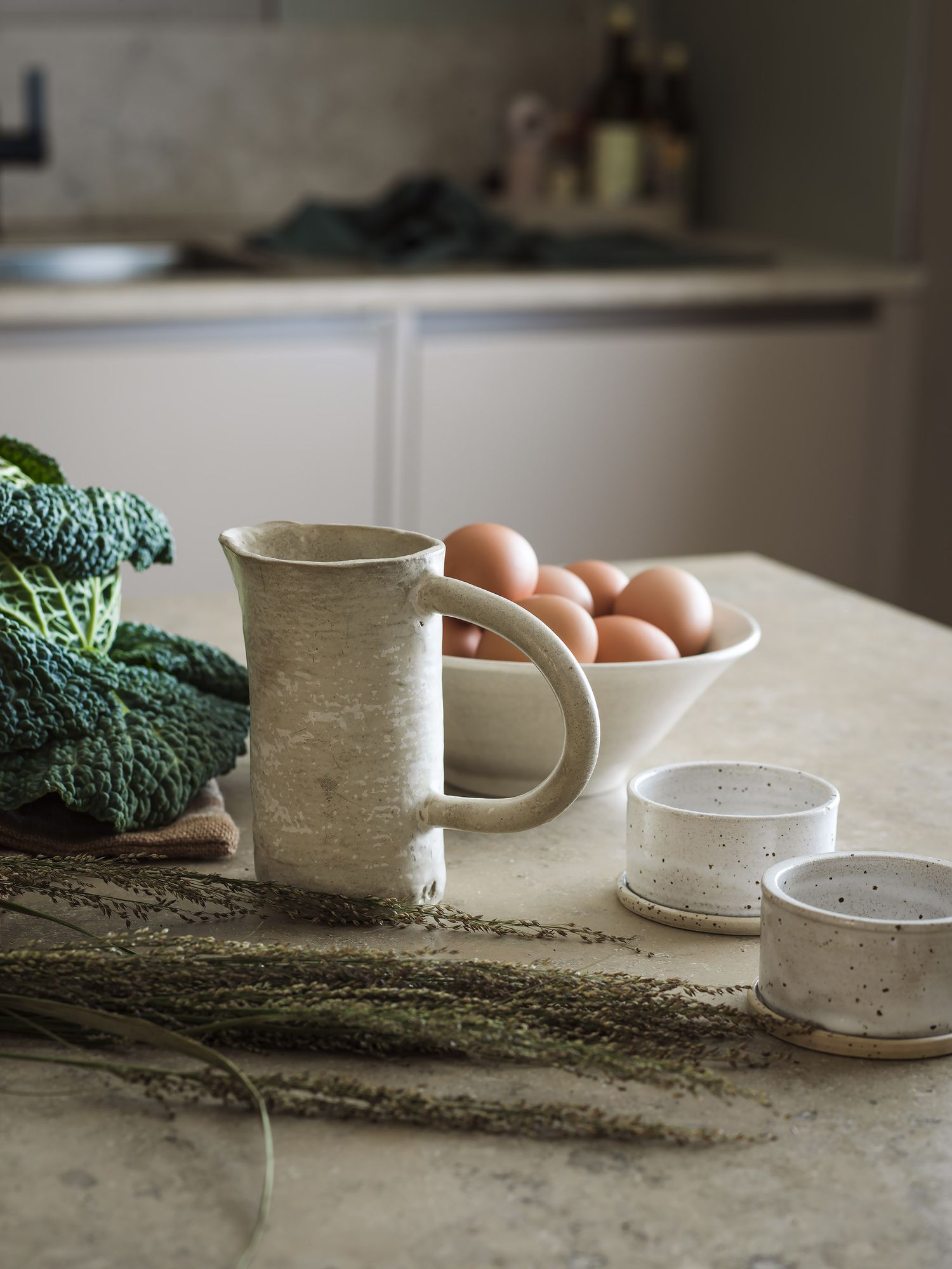 4335 Soft Olive Linen Wallpaper by Boråstapeter