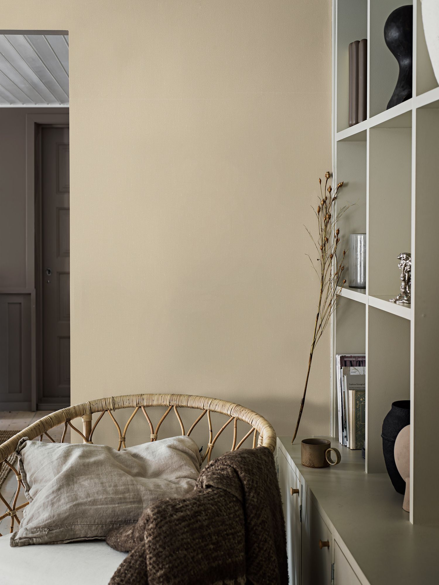 4337 Summer Yellow Linen Wallpaper by Boråstapeter
