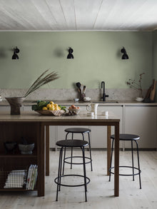 4340 Flourishing Green Linen Wallpaper by Boråstapeter