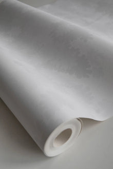 444-11 White Raphael Tidlösa Wallpaper by Sandberg