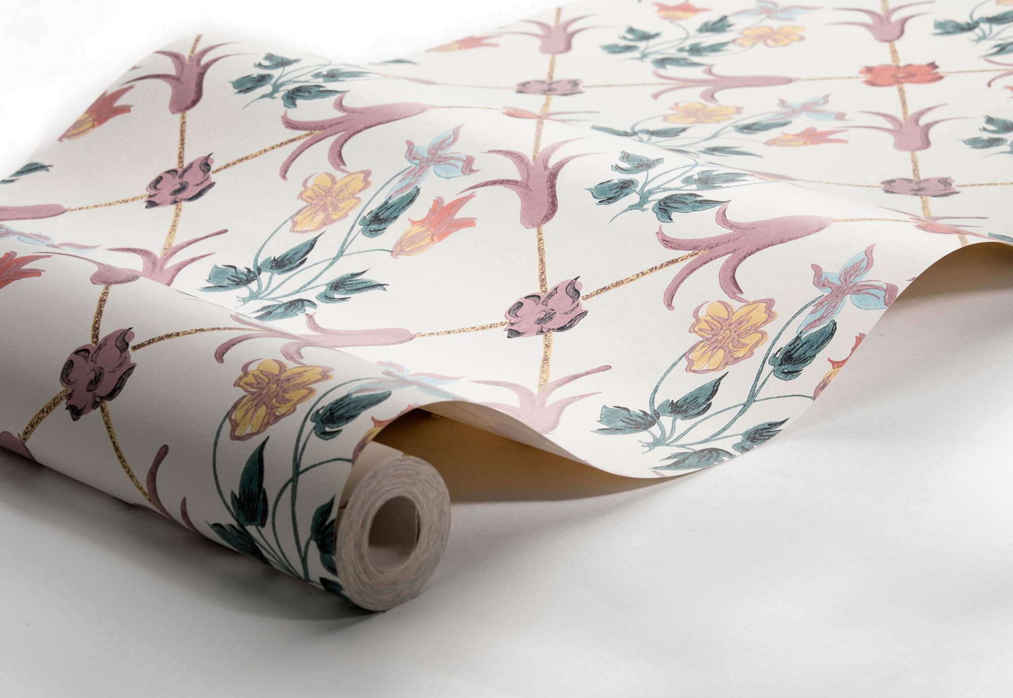 4504 Tessin White and Pink Anno Wallpaper by Boråstapeter