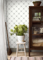 4505 Linné White and Grey Anno Wallpaper by Boråstapeter