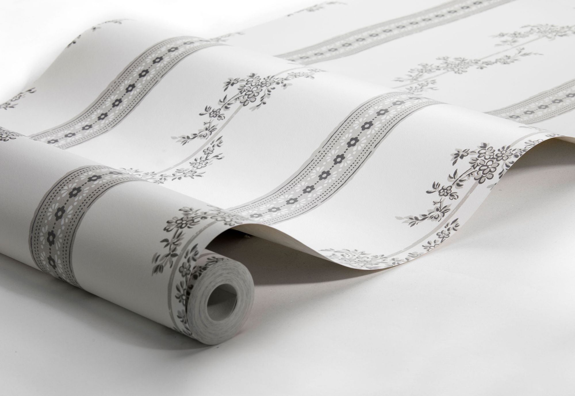 4508 Drottningholm White and Grey Anno Wallpaper by Boråstapeter