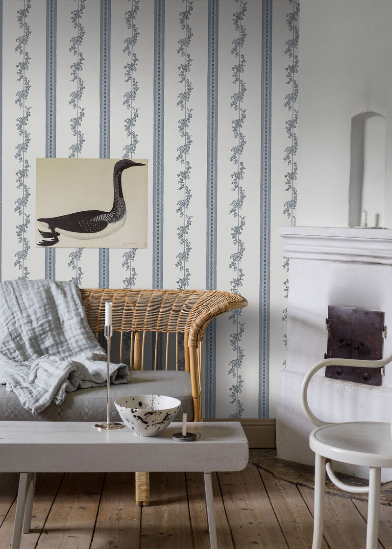 4509 Drottningholm White and Blue Anno Wallpaper by Boråstapeter
