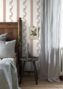 4510 Drottningholm White and Pink Anno Wallpaper by Boråstapeter