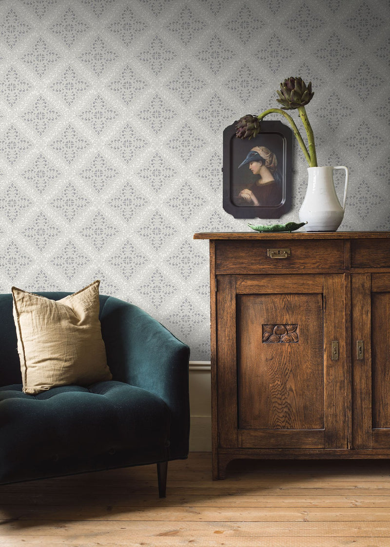 4515 Nyborg Grey Anno Wallpaper by Boråstapeter