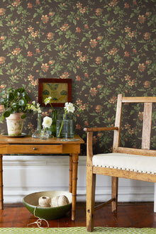 4517 Blomslinga Black and Green Anno Wallpaper by Boråstapeter