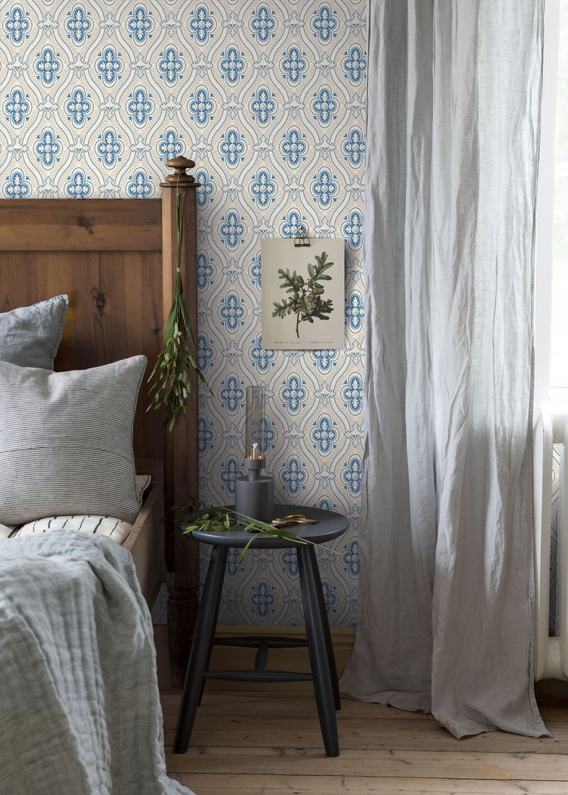 4527 Pigkammaren Blue and White Anno Wallpaper by Boråstapeter