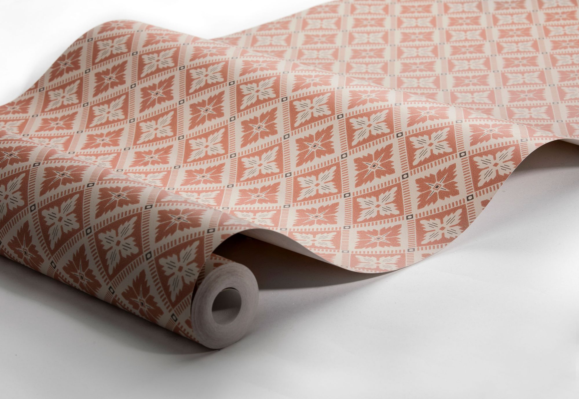 4530 Loka Red Anno Wallpaper by Boråstapeter
