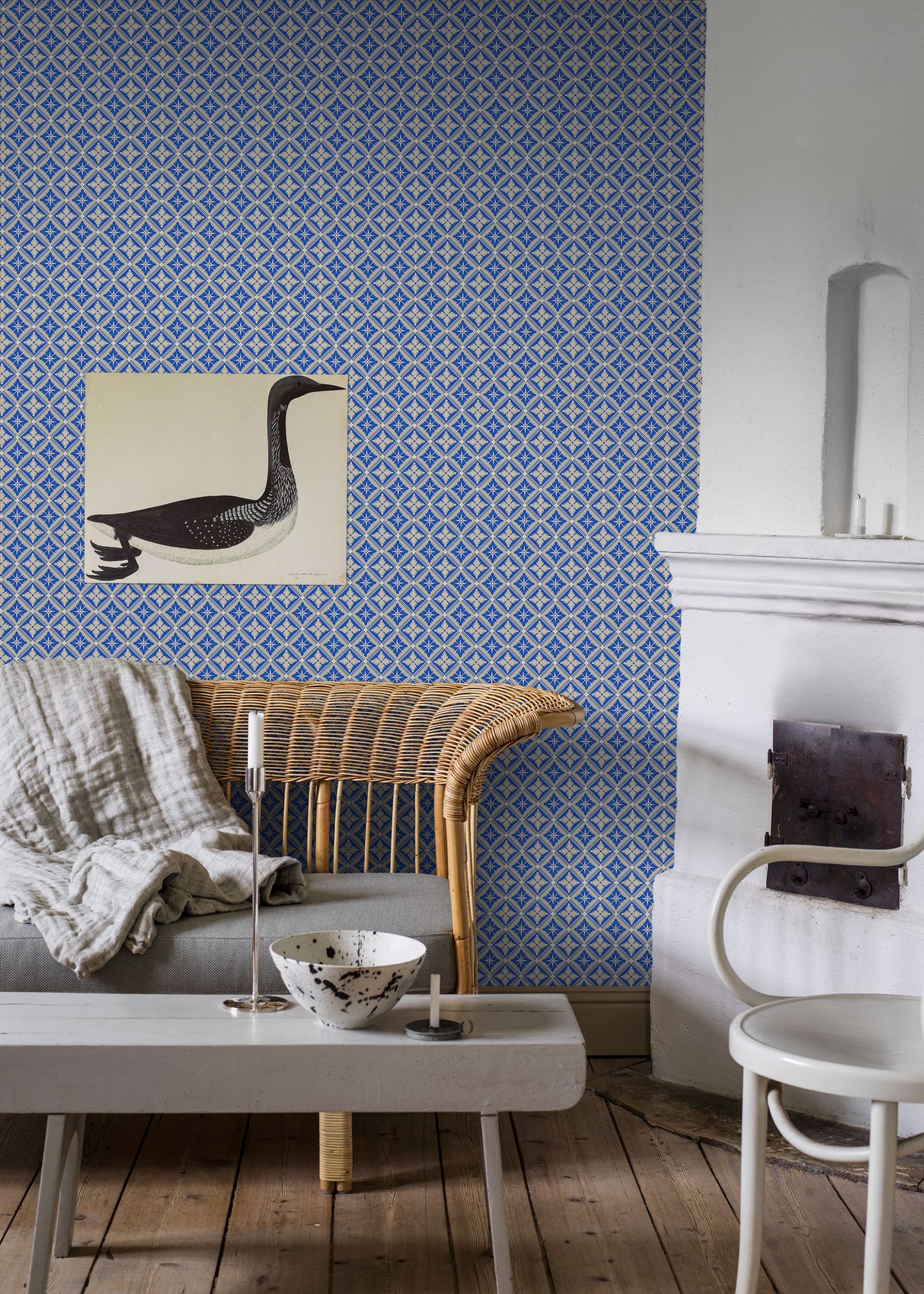 4531 Loka Dark Blue Anno Wallpaper by Boråstapeter