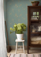 4547 Ulricehamn Green Anno Wallpaper by Boråstapeter