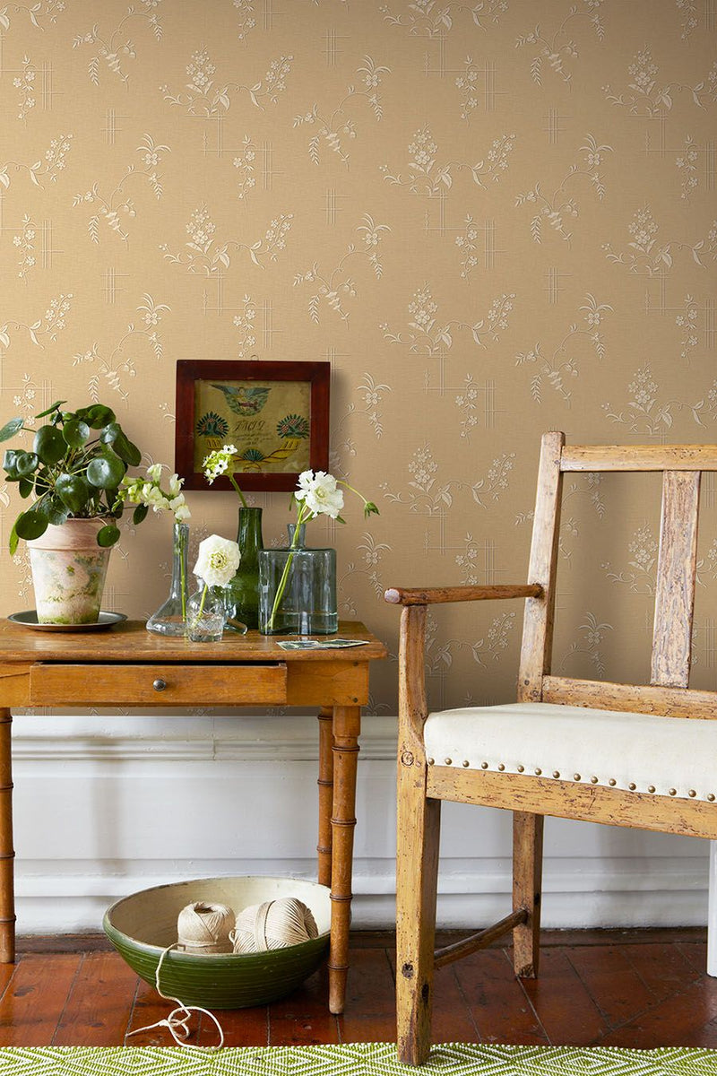 4548 Ulricehamn Yellow Anno Wallpaper by Boråstapeter