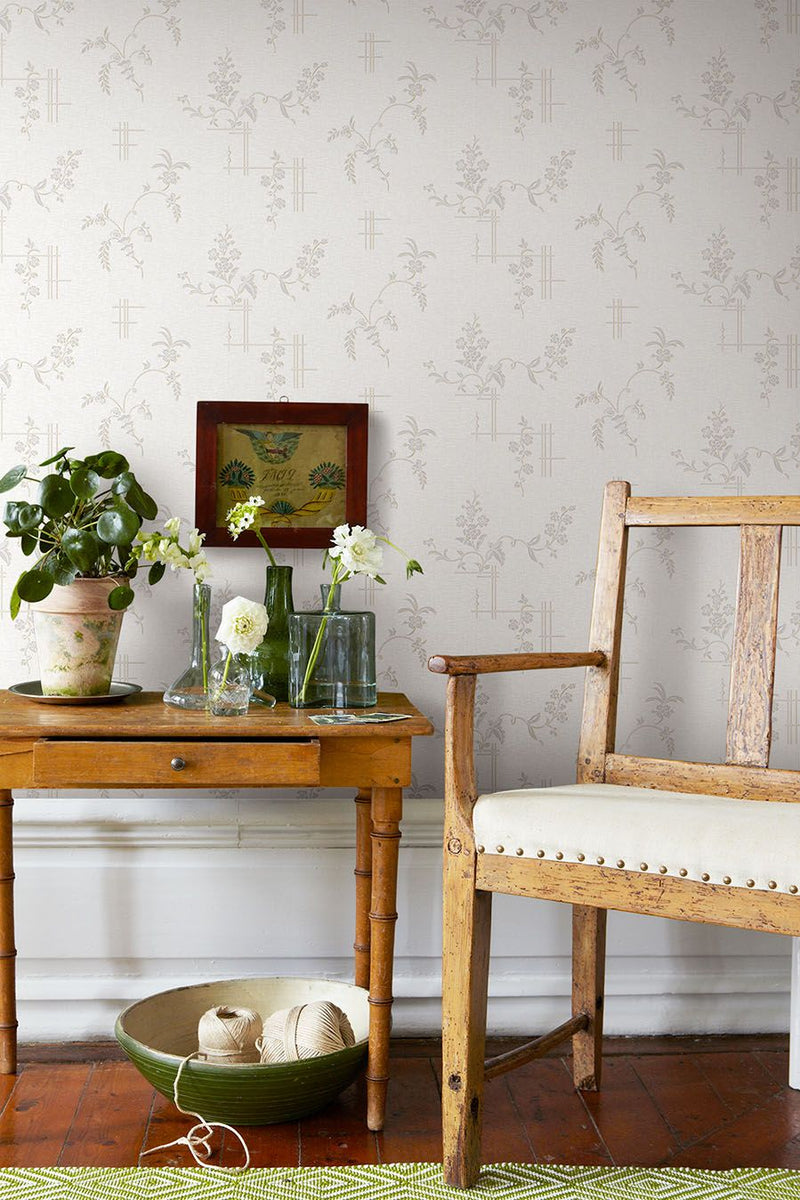 4549 Ulricehamn White and Grey Anno Wallpaper by Boråstapeter