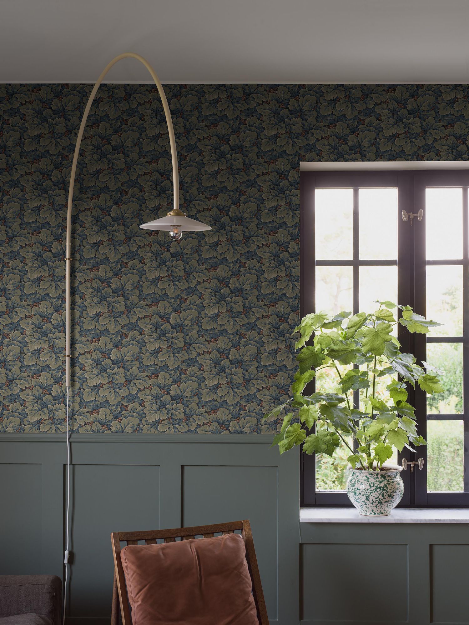 4587 Waldemar Dark Blue and Green Anno Wallpaper by Boråstapeter