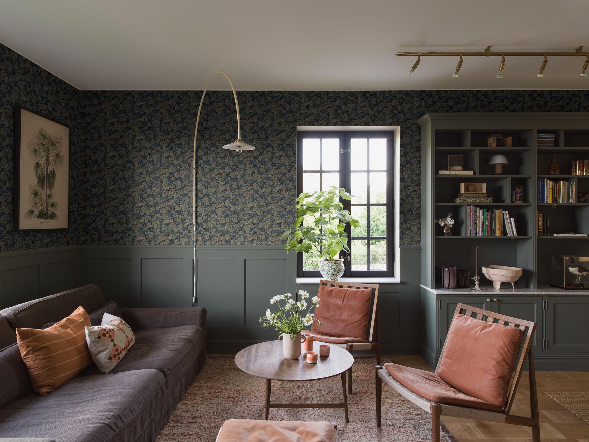 4587 Waldemar Dark Blue and Green Icons Wallpaper by Boråstapeter