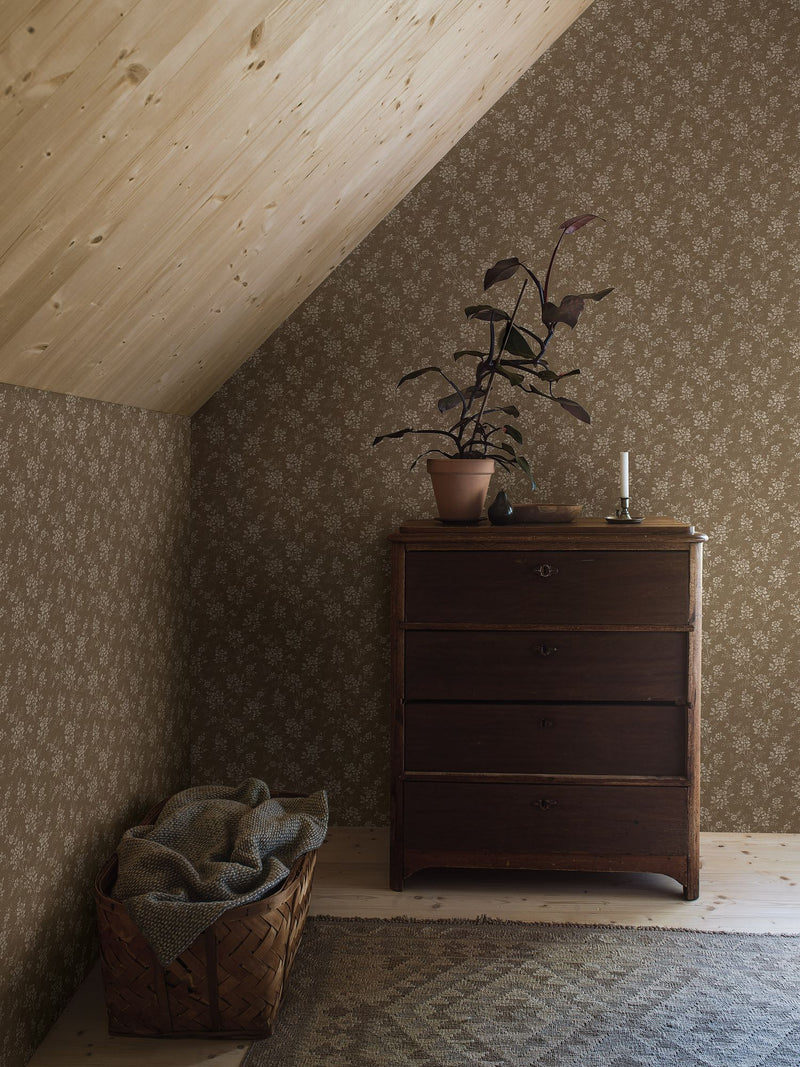 4727 Hip Rose Brown and Beige Wallpaper by Boråstapeter