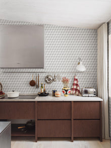 4746 Cube Light Grey Graphics Wallpaper by Boråstapeter