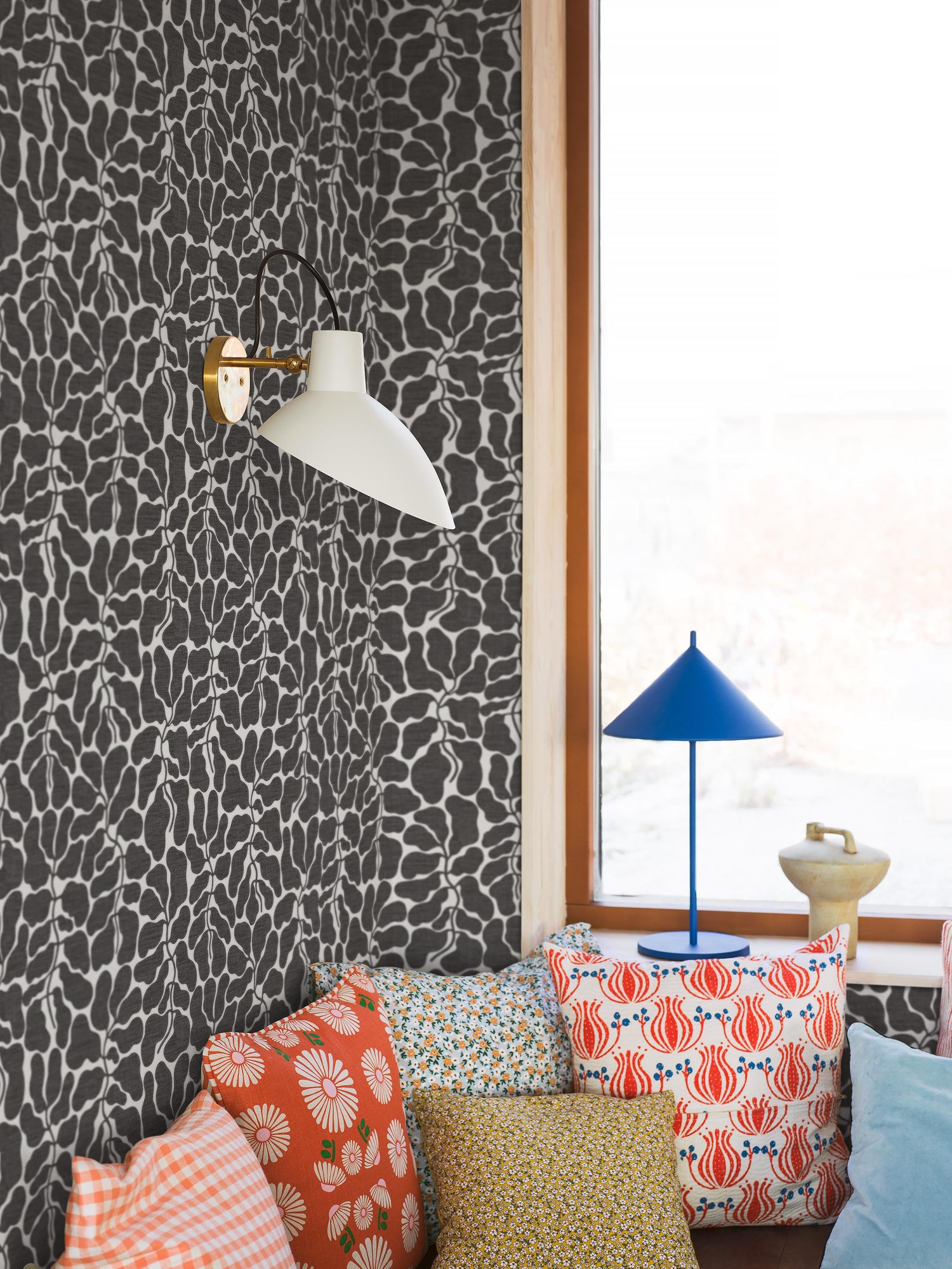 4749 My Secret Garden Black And White Graphics Wallpaper by Boråstapeter