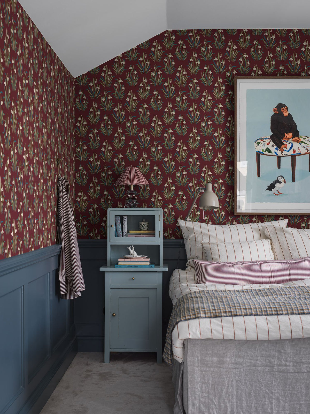 Snödroppe Red New Heritage Wallpaper by Boråstapeter