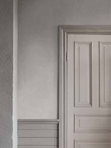 5052 Shades Soapstone Grey Wallpaper by Boråstapeter