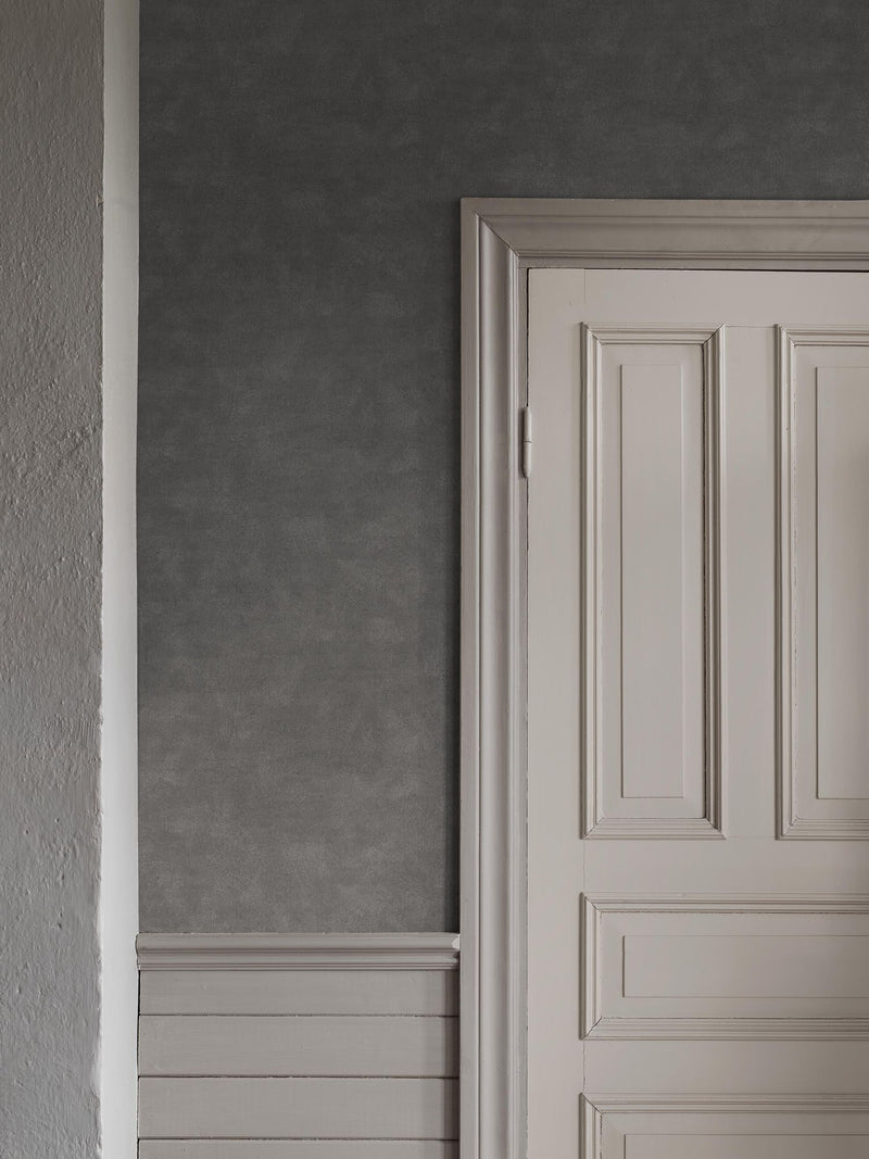 5056 Shades Anthracite Grey Wallpaper by Boråstapeter