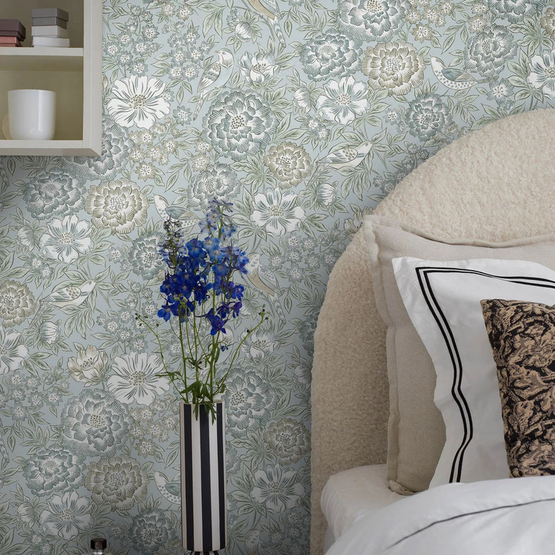 5528 Dagmar Swedish Grace Blue Wallpaper by Borastapeter