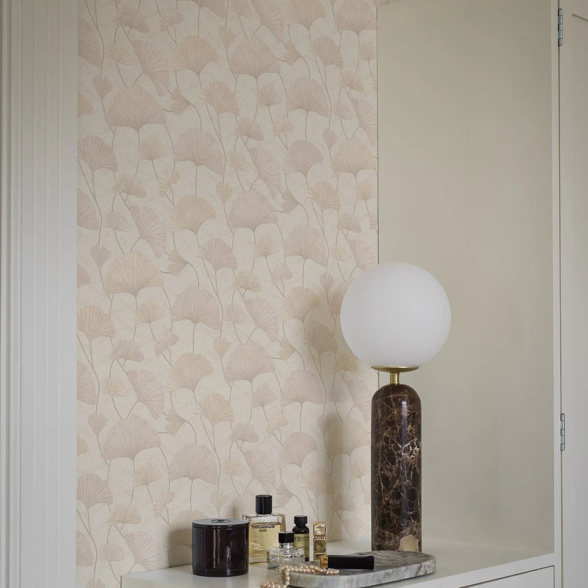 5531 Sophia Swedish Grace Pink Wallpaper by Borastapeter