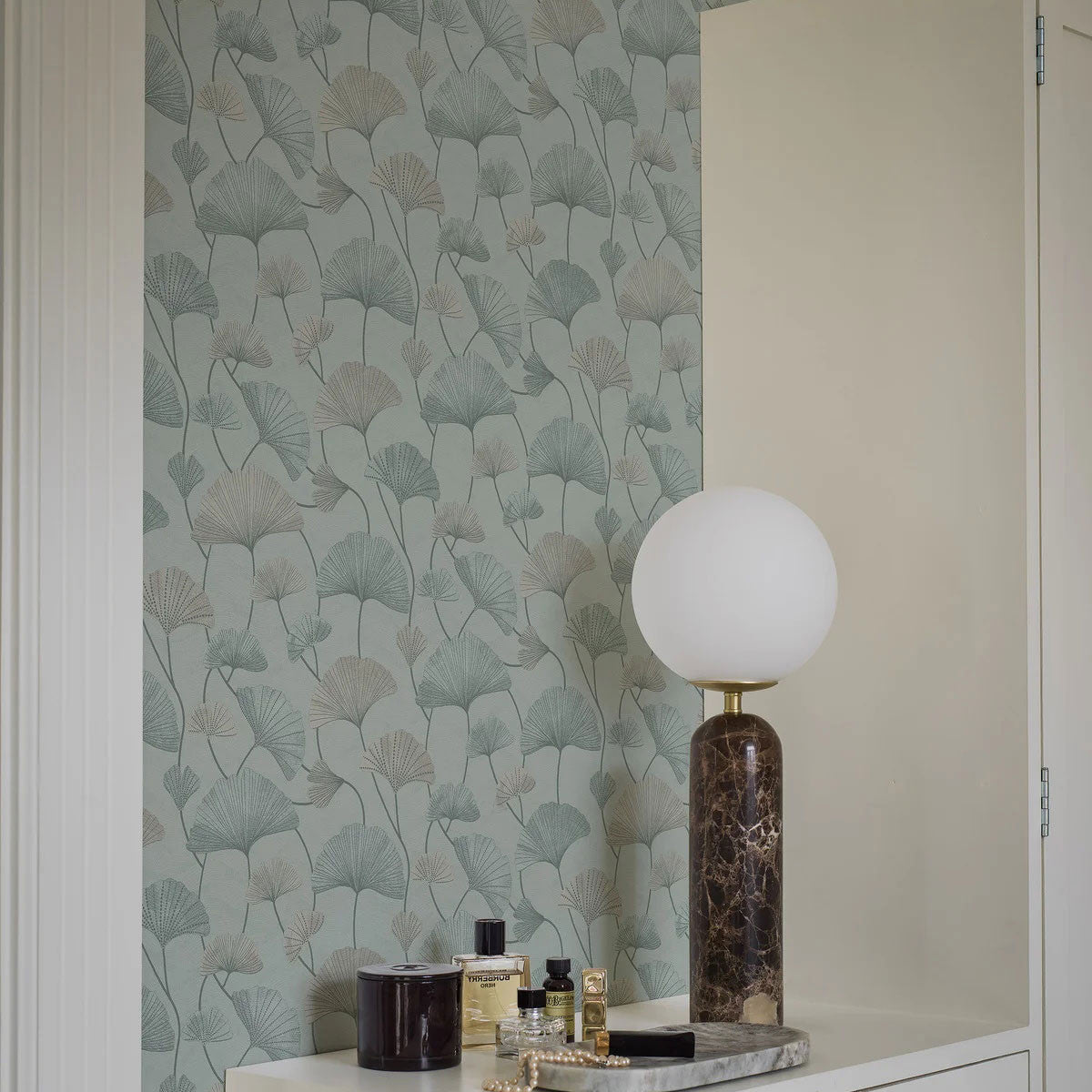 5533 Sophia Swedish Grace Blue Wallpaper by Borastapeter