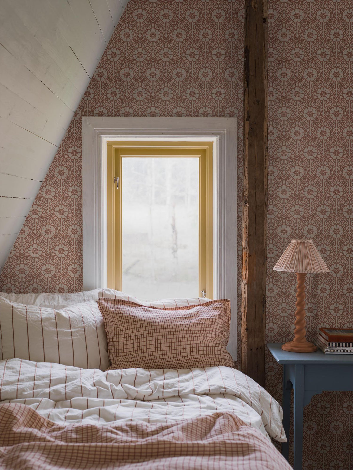 5812 Nyponros Red and White Wallpaper by Boråstapeter