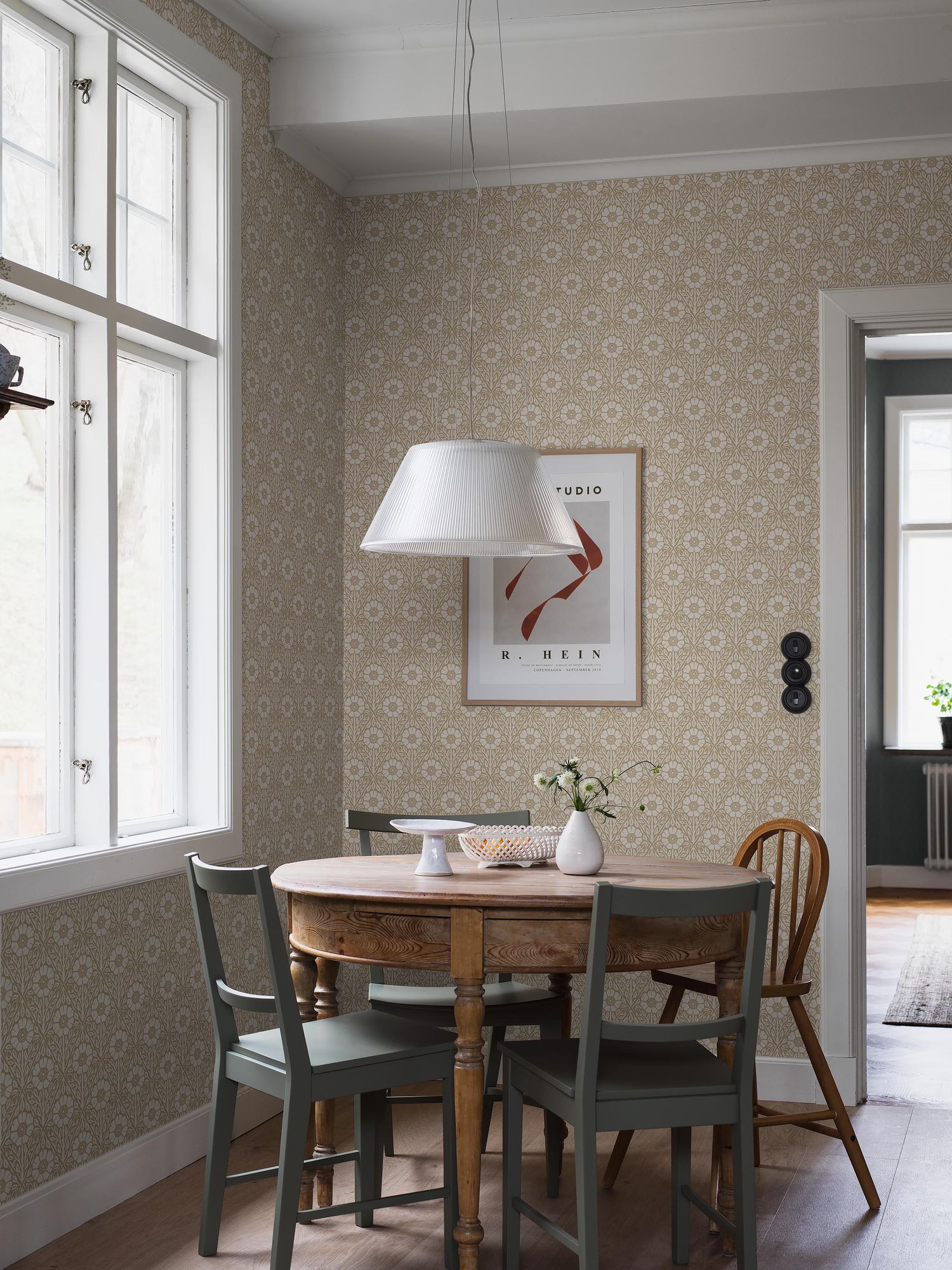 5814 Nyponros Brown and Beige Wallpaper by Boråstapeter
