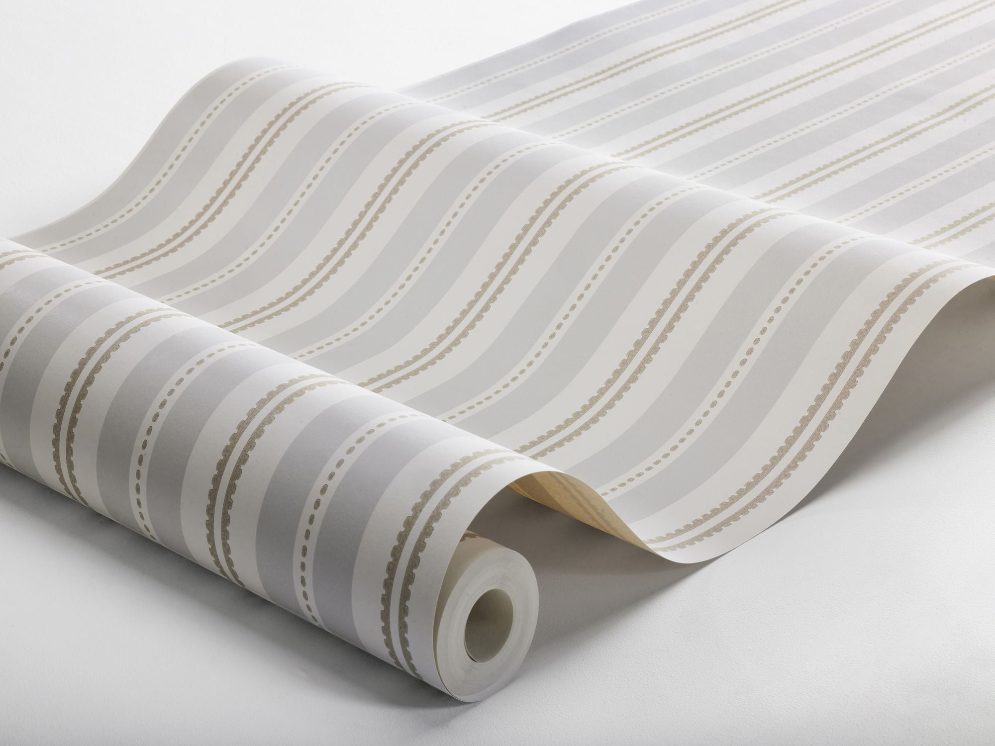 5818 Hedda Grey and Brown Wallpaper by Boråstapeter