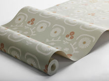 5820 Isolde Green and Multi Wallpaper by Boråstapeter
